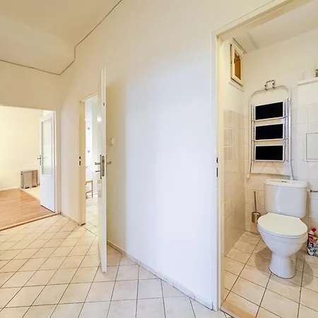 Cozy Modern Riverside - Center - 69m2 شقة